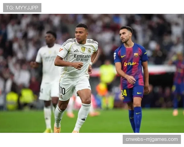 即时：国家德比半场战罢，巴萨1-0暂时领先皇马，亚马尔内切破门